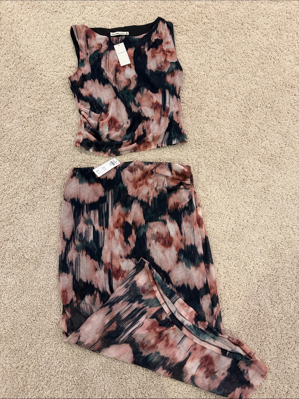 Abercrombie & Fitch Abstract Print Skirt Set